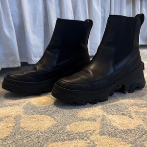 Sorel Sleek Black Ankle Booties